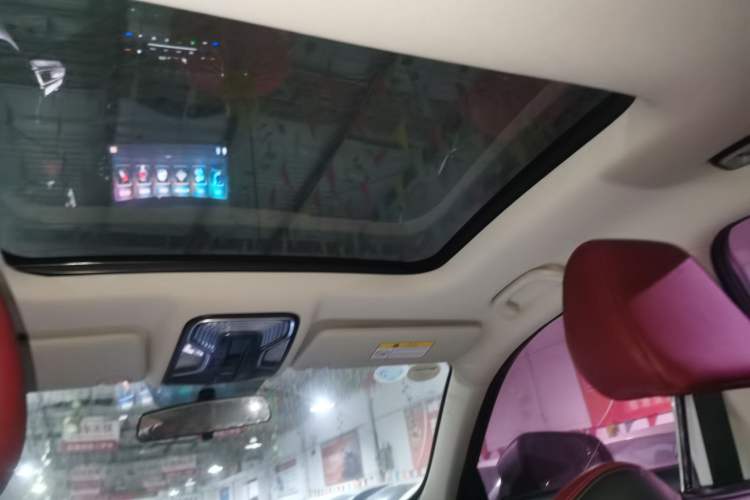 Used CHANGAN CS85 COUPE 2019 1.5T DCT Luxury Version China VI Standard Headliner
