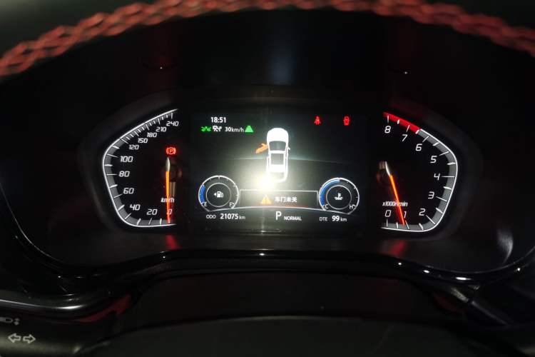Used CHANGAN CS85 COUPE 2019 1.5T DCT Luxury Version China VI Standard Instrument Cluster