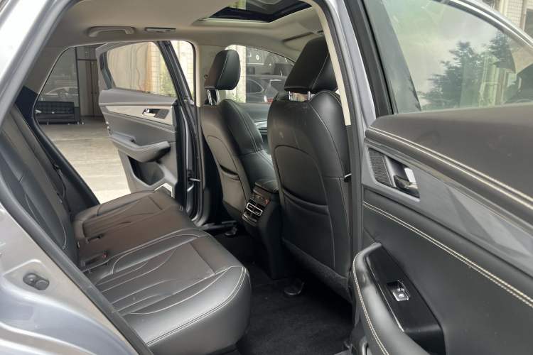 Used CHANGAN CS85 COUPE 2019 1.5T DCT Dynamic Version China VI Standard Interior 2