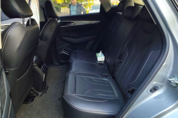 Used CHANGAN CS85 COUPE 2019 1.5T DCT Dynamic Version China VI Standard Interior 4