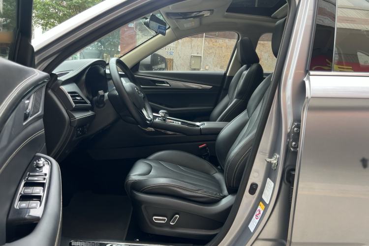 Used CHANGAN CS85 COUPE 2019 1.5T DCT Dynamic Version China VI Standard Interior 5
