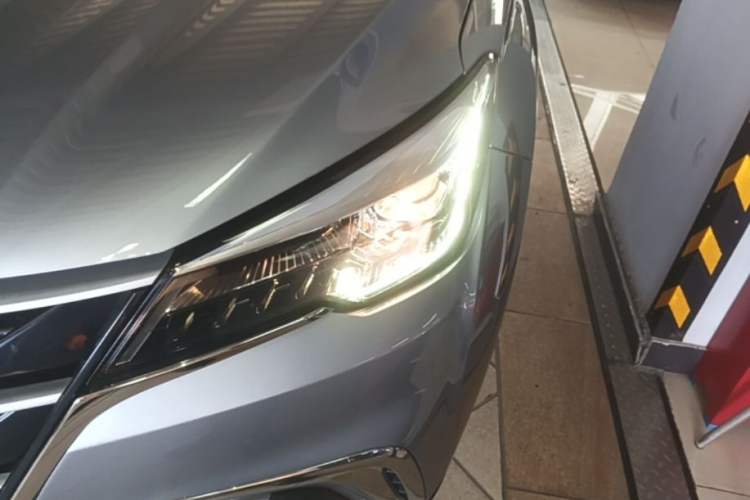 Used CHANGAN CS85 COUPE 2019 1.5T DCT Version China VI Standard Left Front Headlight