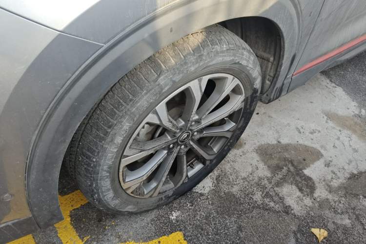 Used CHANGAN CS85 COUPE 2019 2.0T Automatic Smart Version China VI Standard Left Front Wheel Hub