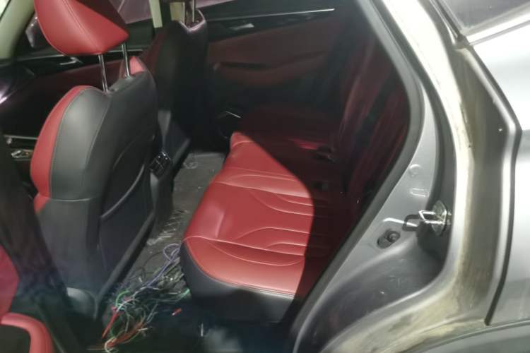 Used CHANGAN CS85 COUPE 2019 1.5T DCT Luxury Version China VI Standard Left Rear Seat