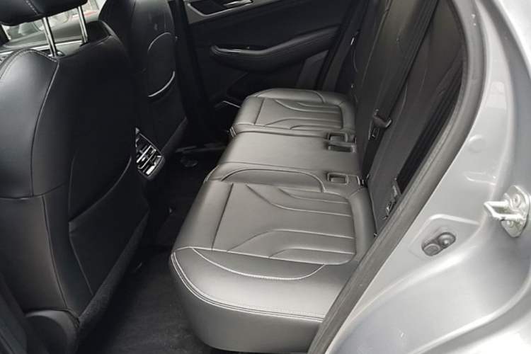 Used CHANGAN CS85 COUPE 2019 1.5T DCT Dynamic Version China VI Standard Left Rear Seat