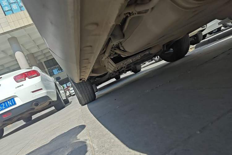 Used CHANGAN CS85 COUPE 2019 1.5T DCT Version China VI Standard Left Side Sill