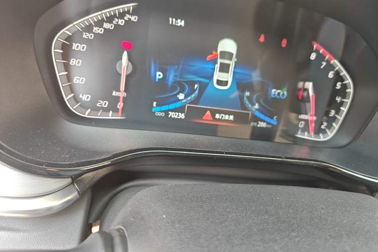 Used CHANGAN CS85 COUPE 2019 2.0T Automatic Version China V Standard Odometer Close Up