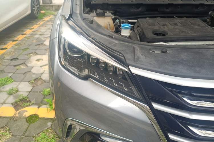 Used CHANGAN CS85 COUPE 2019 2.0T Automatic Version China V Standard Right Front Headlight