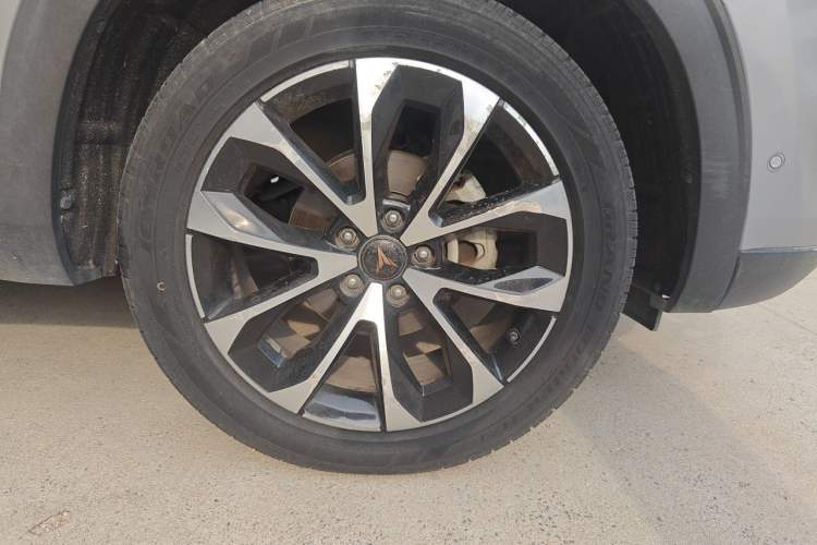 Used CHANGAN CS85 COUPE 2019 1.5T DCT Luxury Version China VI Standard Right Front Wheel Hub