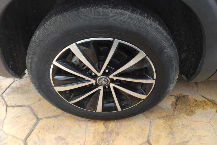 Used CHANGAN CS85 COUPE 2019 1.5T DCT Version China VI Standard Right Rear Wheel Hub