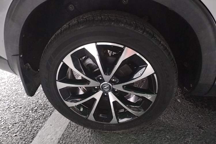 Used CHANGAN CS85 COUPE 2019 1.5T DCT Dynamic Version China VI Standard Right Rear Wheel Hub