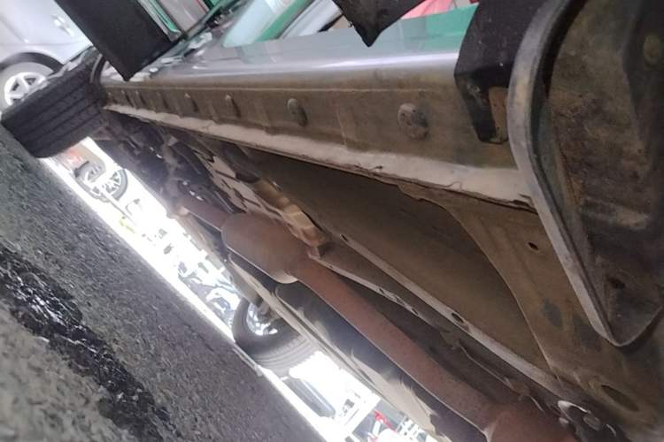 Used CHANGAN CS85 COUPE 2019 1.5T DCT Dynamic Version China VI Standard Right Side Sill