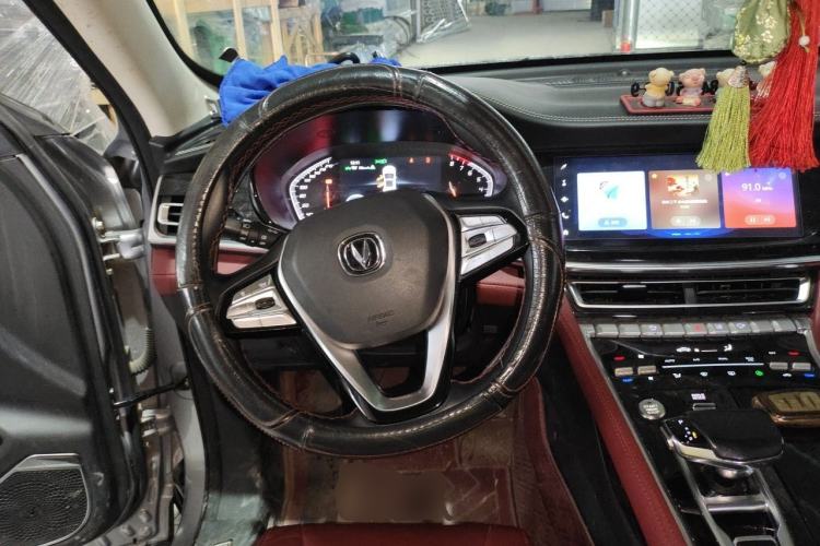 Used CHANGAN CS85 COUPE 2019 1.5T DCT Luxury Version China VI Standard Steering Wheel