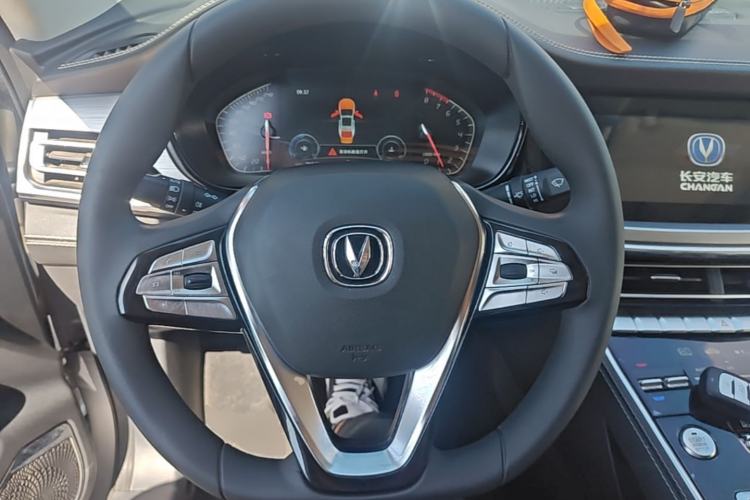 Used CHANGAN CS85 COUPE 2019 1.5T DCT Version China VI Standard Steering Wheel