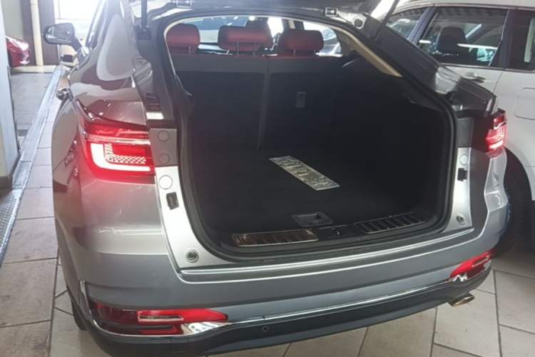 Used CHANGAN CS85 COUPE 2019 1.5T DCT Version China VI Standard Trunk