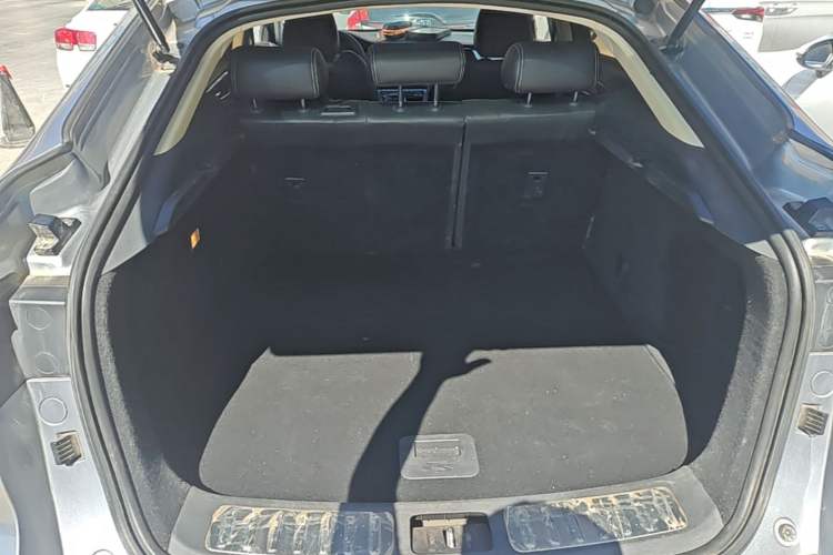Used CHANGAN CS85 COUPE 2019 1.5T DCT Version China VI Standard Trunk
