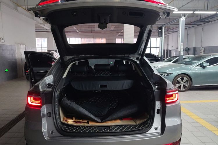 Used CHANGAN CS85 COUPE 2019 2.0T Automatic Luxury Edition China V Standard Trunk