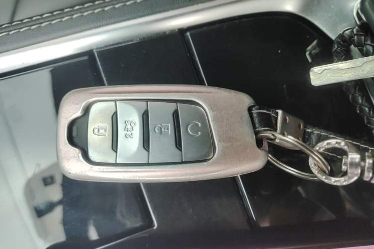 Used CHANGAN CS85 COUPE 2019 1.5T DCT Dynamic Version China VI Standard Vehicle Key