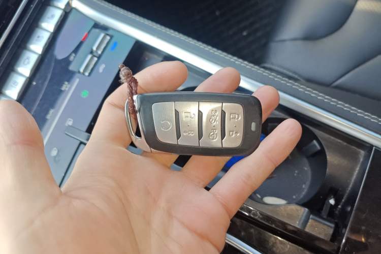Used CHANGAN CS85 COUPE 2019 2.0T Automatic Smart Version China VI Standard Vehicle Key