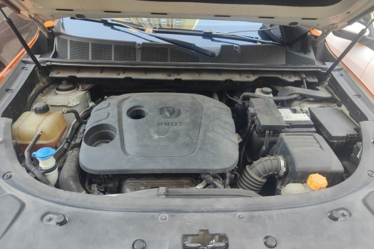 Used CHANGAN CS85 COUPE 2019 1.5T DCT Version China VI Standard Engine Bay