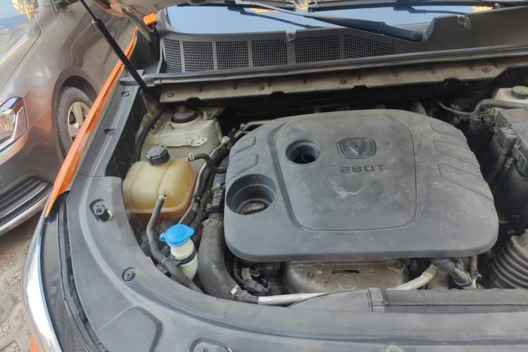 Used CHANGAN CS85 COUPE 2019 1.5T DCT Version China VI Standard Engine Bay Right