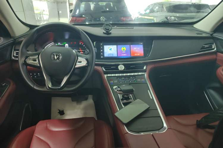 Used CHANGAN CS85 COUPE 2019 1.5T DCT Luxury Version China VI Standard Center Console
