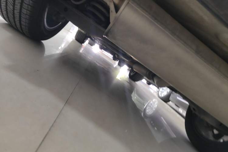 Used CHANGAN CS85 COUPE 2019 1.5T DCT Luxury Version China VI Standard Chassis Front Left