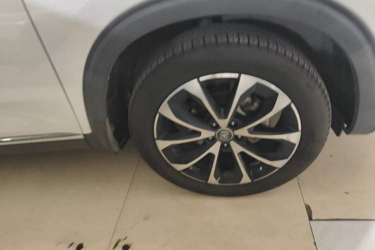 Used CHANGAN CS85 COUPE 2019 1.5T DCT Luxury Version China VI Standard Right Front Wheel Hub