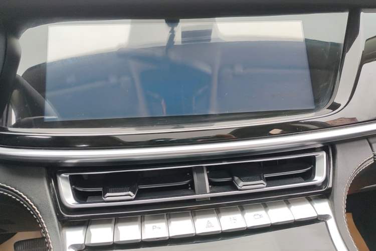 Used CHANGAN CS85 COUPE 2019 1.5T DCT Luxury Version China VI Standard Audio And AC Panel