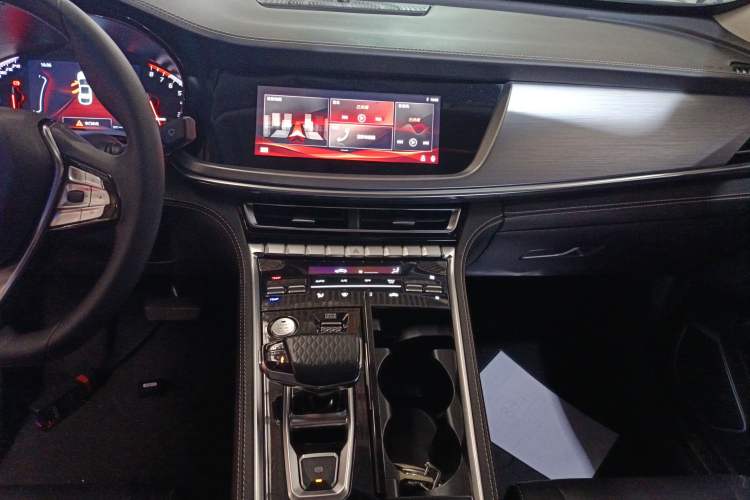 Used CHANGAN CS85 COUPE 2019 1.5T DCT Version China VI Standard Audio And AC Panel