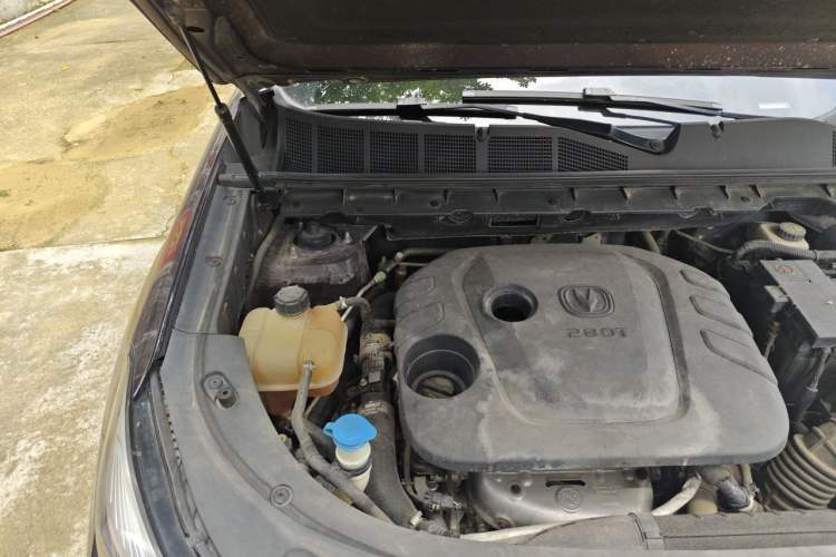Used CHANGAN CS85 COUPE 2019 1.5T DCT Luxury Version China VI Standard Engine Bay Right