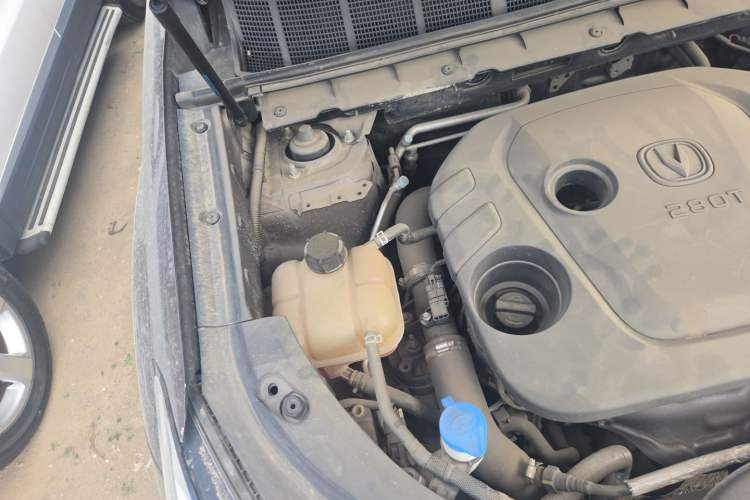 Used CHANGAN CS85 COUPE 2019 1.5T DCT Version China VI Standard Engine Bay Right