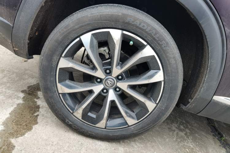 Used CHANGAN CS85 COUPE 2019 1.5T DCT Dynamic Version China VI Standard Exterior 5