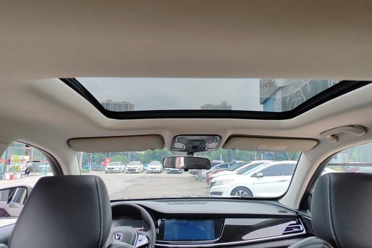 Used CHANGAN CS85 COUPE 2019 1.5T DCT Luxury Version China VI Standard Headliner