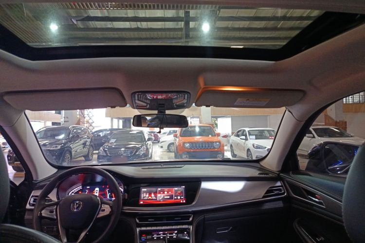 Used CHANGAN CS85 COUPE 2019 1.5T DCT Version China VI Standard Headliner