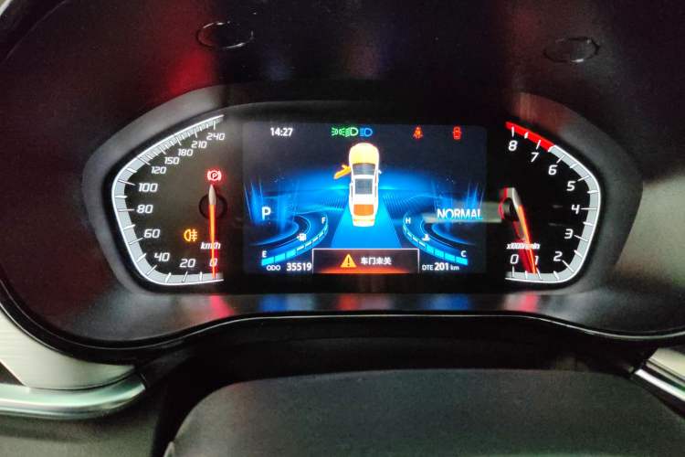 Used CHANGAN CS85 COUPE 2019 1.5T DCT Version China VI Standard Instrument Cluster