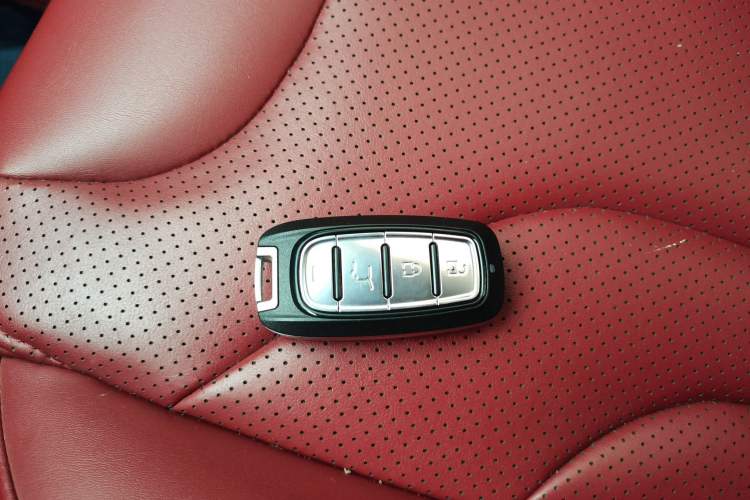 Used CHANGAN CS85 COUPE 2019 1.5T DCT Dynamic Version China VI Standard Interior 1