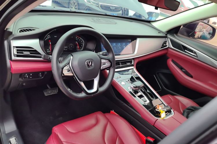 Used CHANGAN CS85 COUPE 2019 1.5T DCT Dynamic Version China VI Standard Interior 2