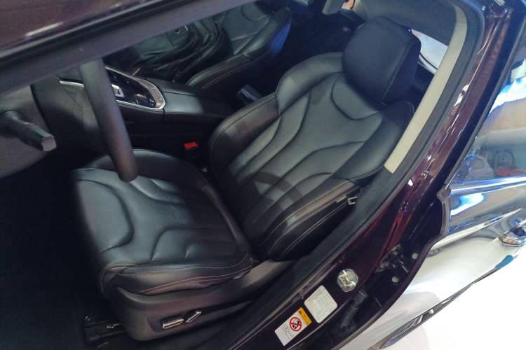 Used CHANGAN CS85 COUPE 2019 1.5T DCT Version China VI Standard Left Front Seat