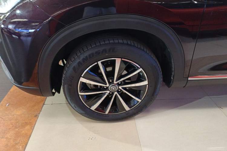 Used CHANGAN CS85 COUPE 2019 1.5T DCT Version China VI Standard Left Front Wheel Hub