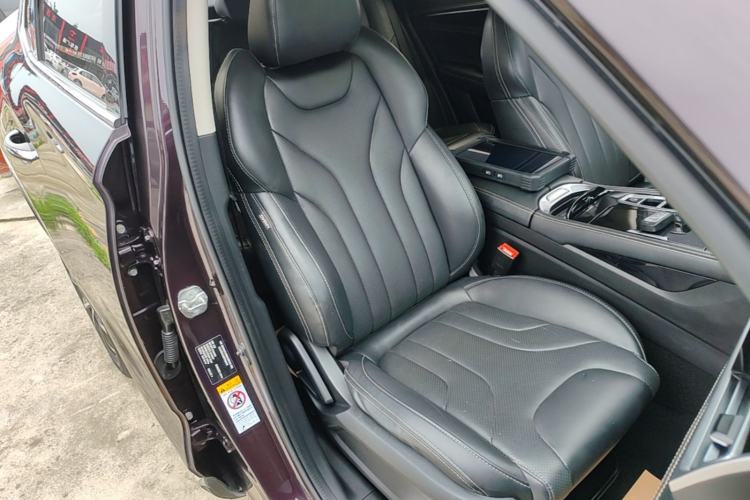 Used CHANGAN CS85 COUPE 2019 1.5T DCT Luxury Version China VI Standard Right Front Seat