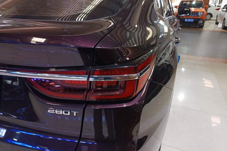 Used CHANGAN CS85 COUPE 2019 1.5T DCT Version China VI Standard Right Rear Taillight