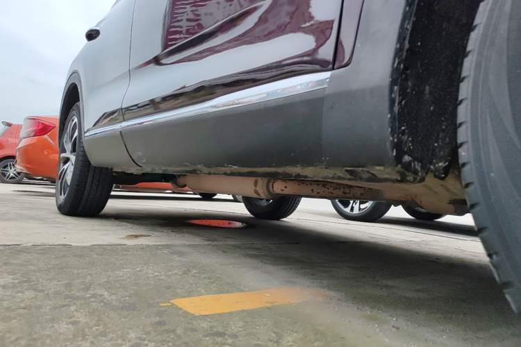 Used CHANGAN CS85 COUPE 2019 1.5T DCT Luxury Version China VI Standard Right Side Sill