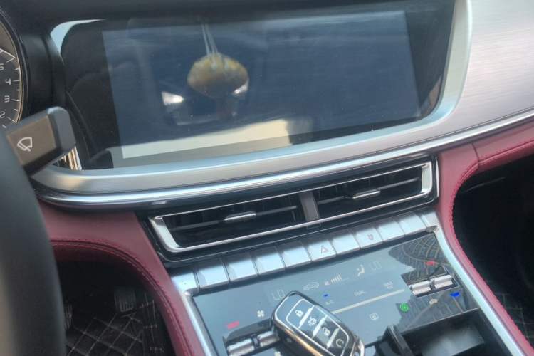 Used CHANGAN CS85 COUPE 2019 1.5T DCT Dynamic Version China VI Standard Audio And AC Panel