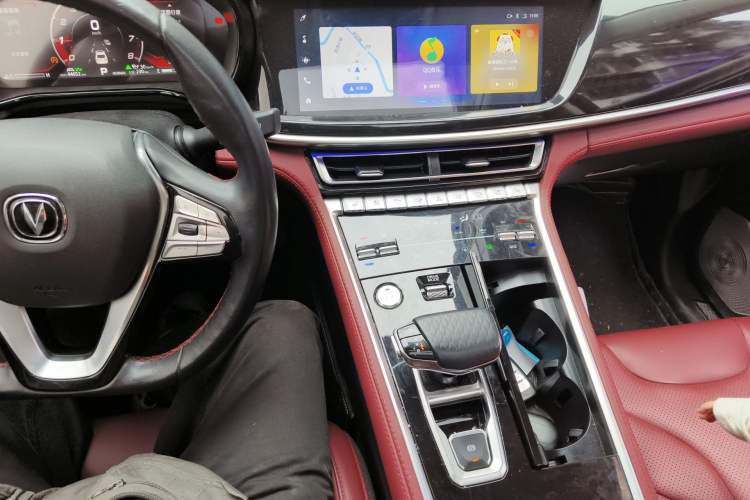 Used CHANGAN CS85 COUPE 2019 2.0T Automatic Smart Version China VI Standard Audio And AC Panel