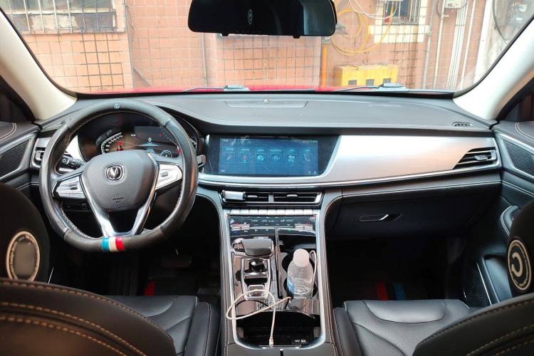 Used CHANGAN CS85 COUPE 2019 2.0T Automatic Version China V Standard Center Console