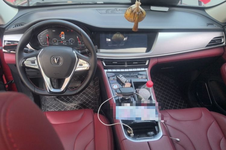 Used CHANGAN CS85 COUPE 2019 1.5T DCT Dynamic Version China VI Standard Center Console