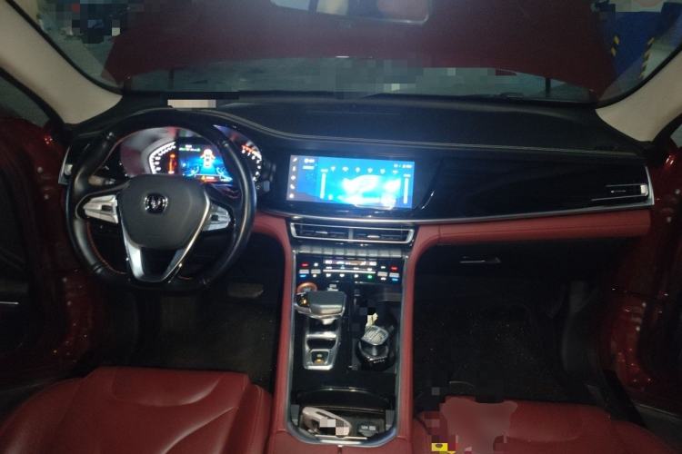 Used CHANGAN CS85 COUPE 2019 2.0T Automatic Luxury Edition China VI Standard Center Console