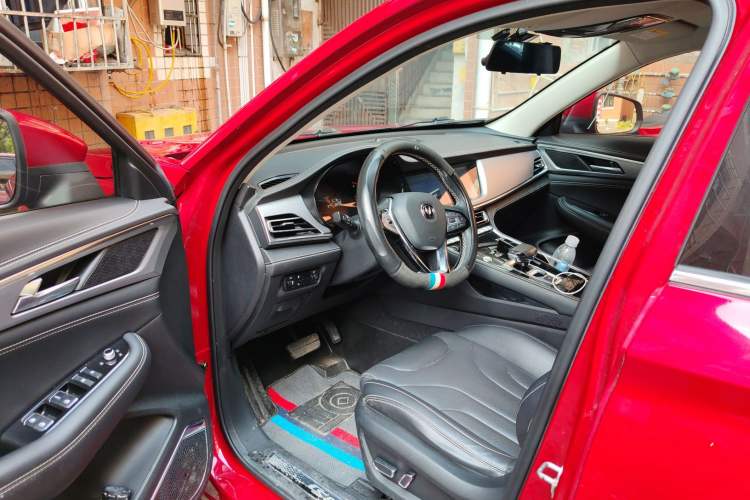 Used CHANGAN CS85 COUPE 2019 2.0T Automatic Version China V Standard Driver Seat