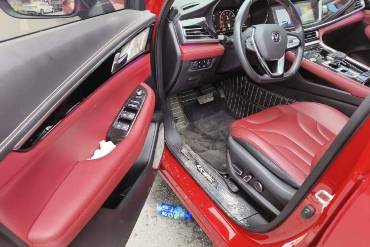 Used CHANGAN CS85 COUPE 2019 2.0T Automatic Smart Version China VI Standard Driver Seat